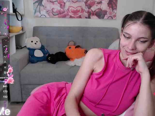 Kristy-Angel webcam