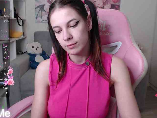 Kristy-Angel webcam
