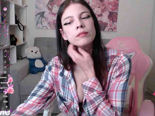 Kristy-Angel webcam