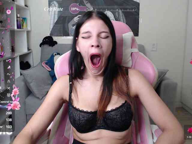 Kristy-Angel webcam
