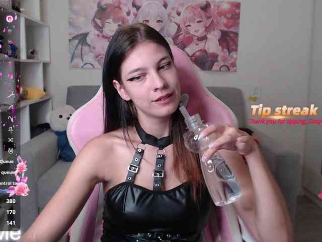 Kristy-Angel webcam