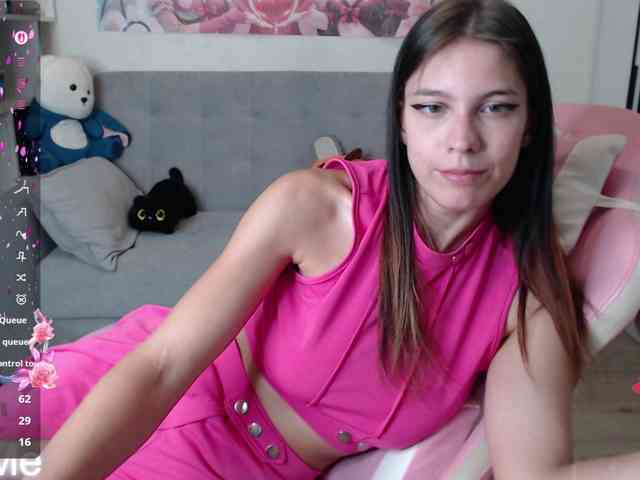Kristy-Angel webcam