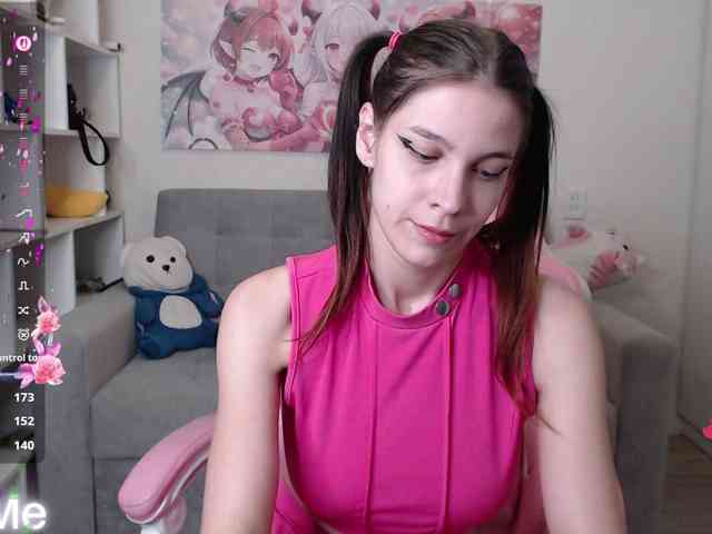 Kristy-Angel webcam