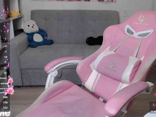 Kristy-Angel webcam