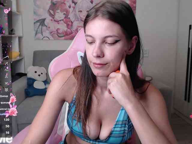 Kristy-Angel webcam