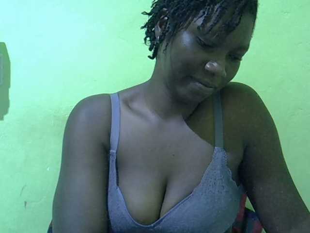 SASSY-Lissa live cam on BongaCams