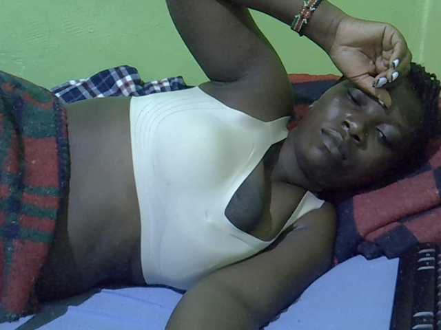 SASSY-Lissa live cam on BongaCams