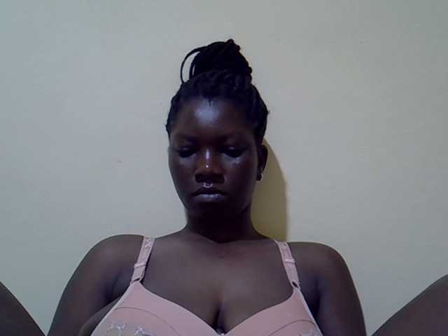 SASSY-Lissa live cam on BongaCams