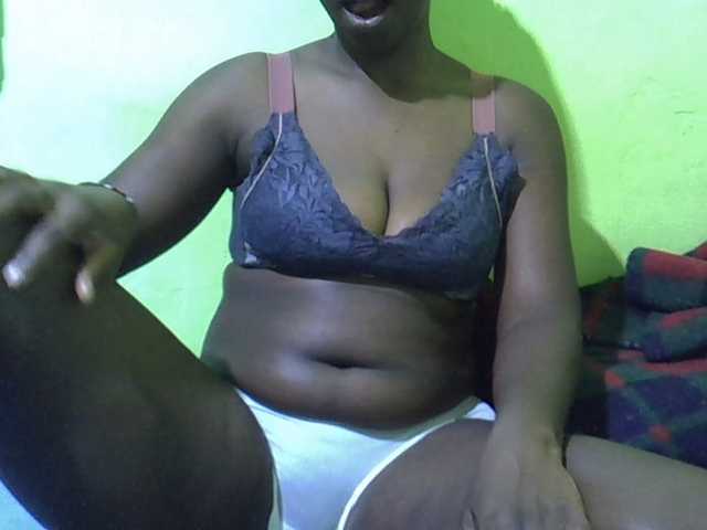 SASSY-Lissa live cam on BongaCams