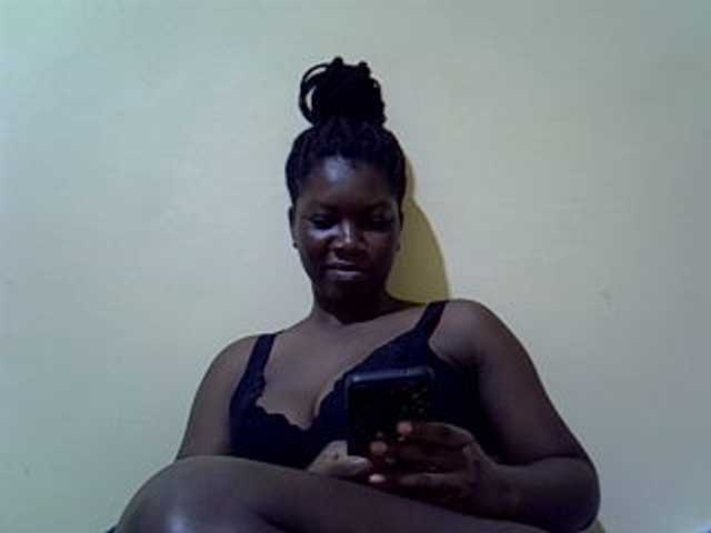 SASSY-Lissa live cam on BongaCams
