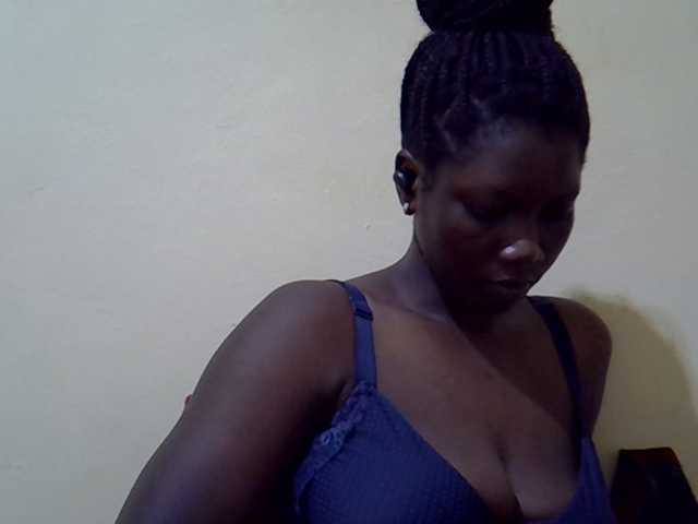 SASSY-Lissa — live female cam