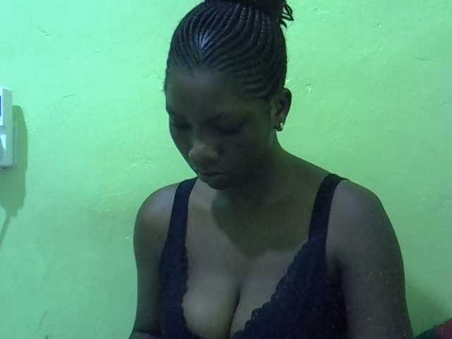 SASSY-Lissa live cam on BongaCams