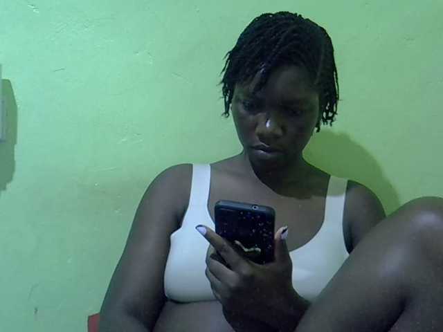 SASSY-Lissa live cam on BongaCams