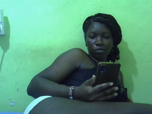 SASSY-Lissa webcam bongacams model stream image
