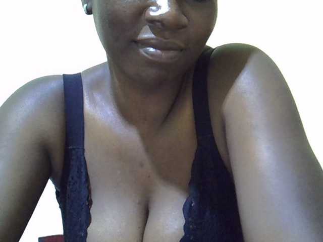 SASSY-Lissa live cam on BongaCams