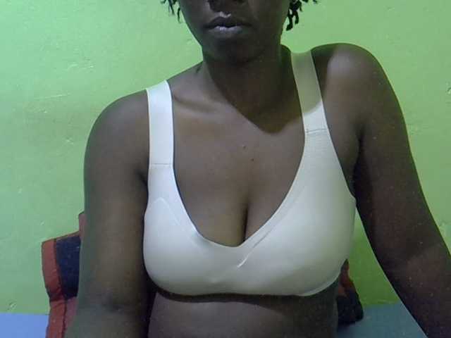 SASSY-Lissa live cam on BongaCams