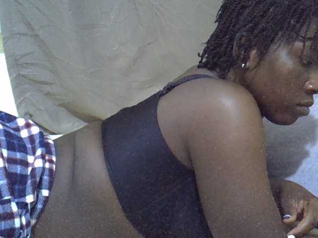 SASSY-Lissa live cam on BongaCams