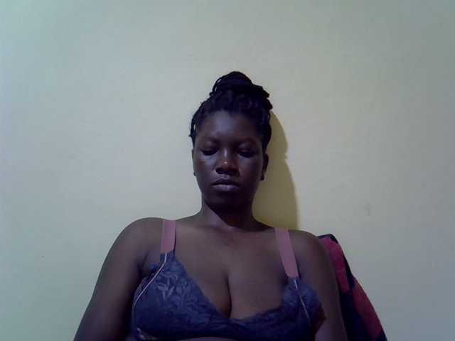 SASSY-Lissa live cam on BongaCams