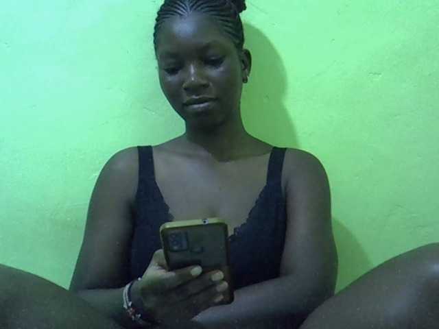 SASSY-Lissa live cam on BongaCams