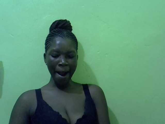 SASSY-Lissa live cam on BongaCams