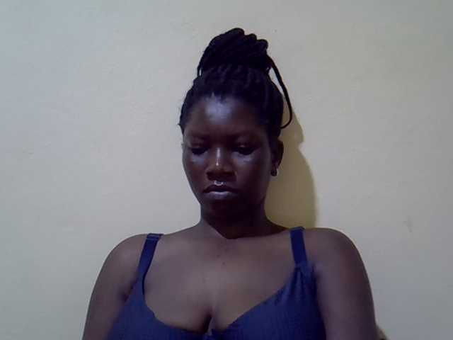 SASSY-Lissa — live female cam
