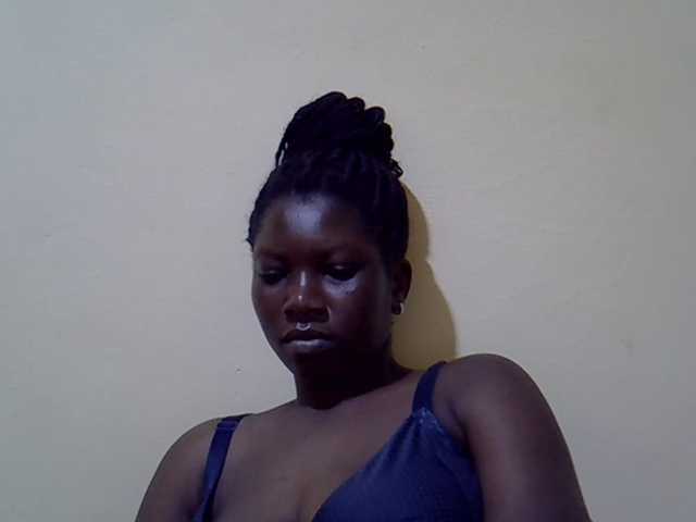 SASSY-Lissa — live female cam