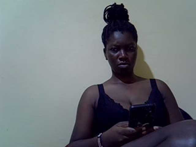 SASSY-Lissa live cam on BongaCams