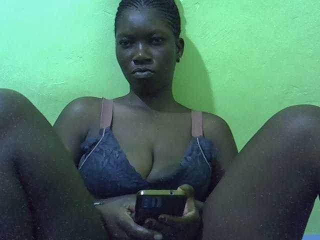 SASSY-Lissa live cam on BongaCams