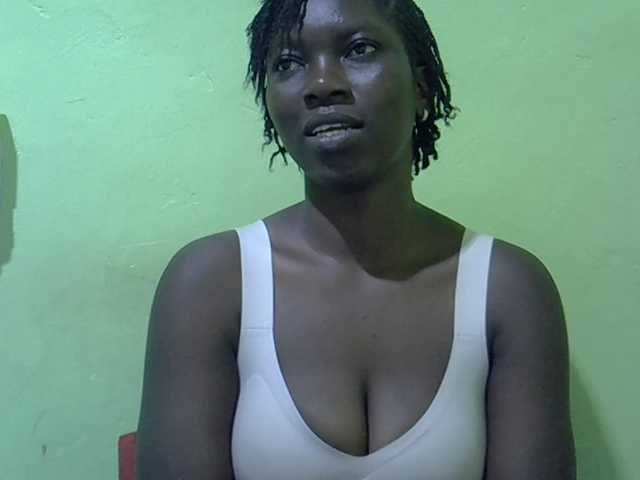 SASSY-Lissa live cam on BongaCams