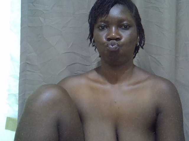 SASSY-Lissa live cam on BongaCams