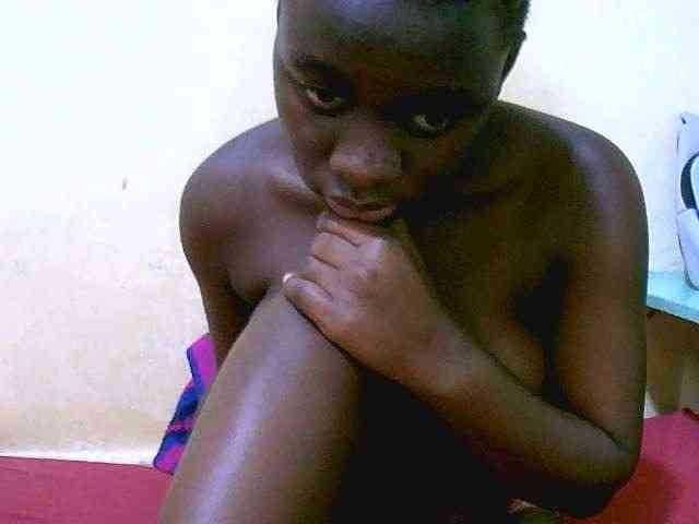 Mariah-Lovely webcam