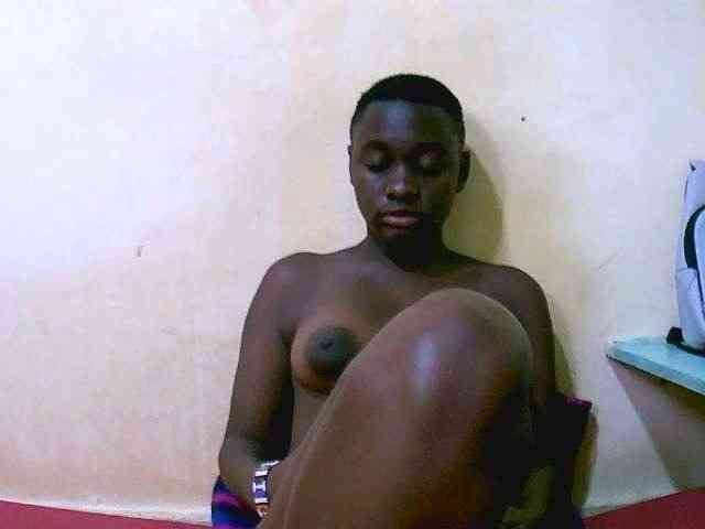 Mariah-Lovely webcam