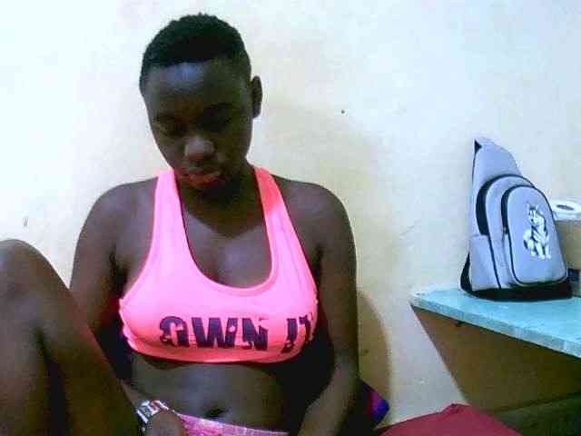 Mariah-Lovely webcam