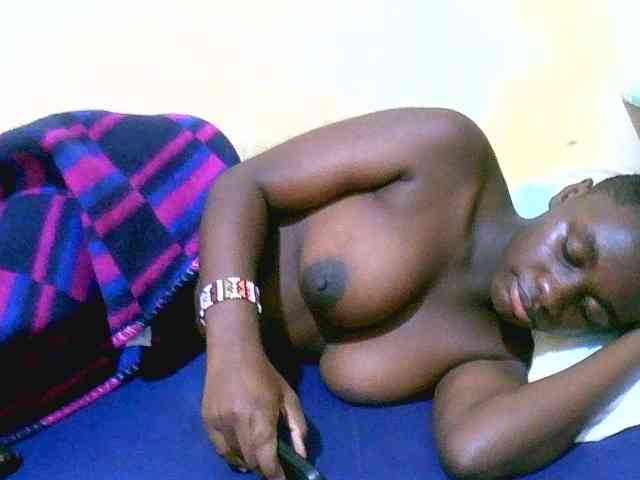 Mariah-Lovely webcam