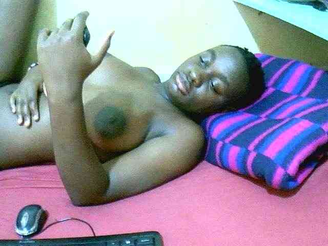 Mariah-Lovely webcam