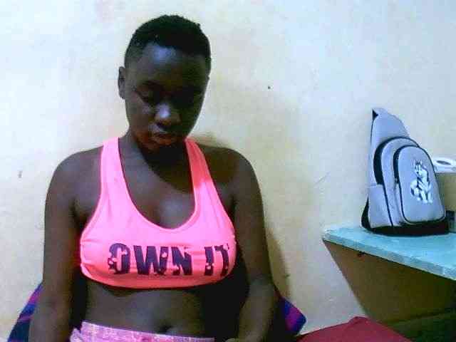 Mariah-Lovely webcam