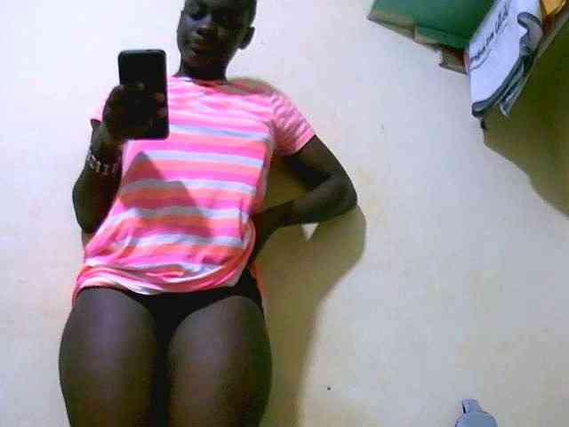 Mariah-Lovely webcam