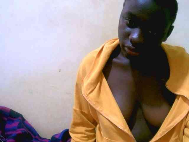 Mariah-Lovely webcam