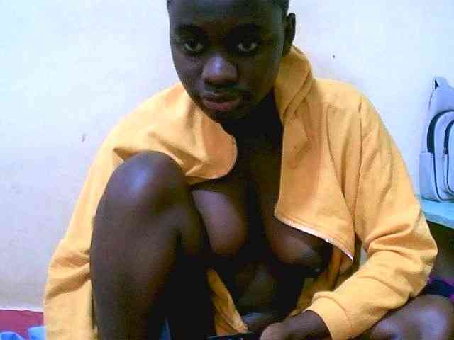 Mariah-Lovely webcam