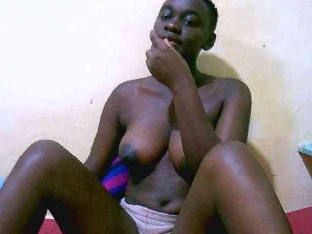 Mariah-Lovely webcam