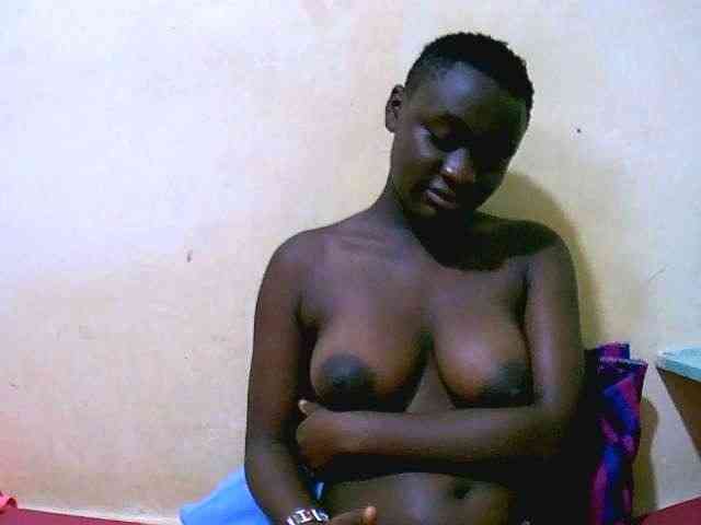 Mariah-Lovely webcam