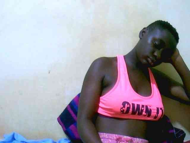 Mariah-Lovely webcam