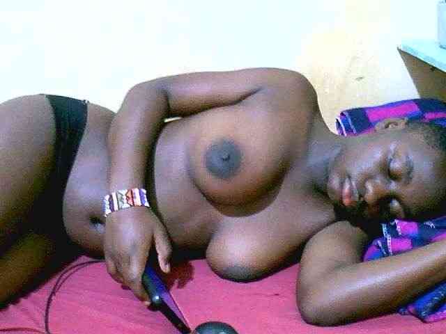 Mariah-Lovely webcam