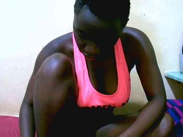 Mariah-Lovely webcam