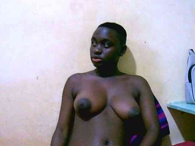 Mariah-Lovely webcam