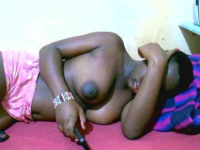 Mariah-Lovely webcam