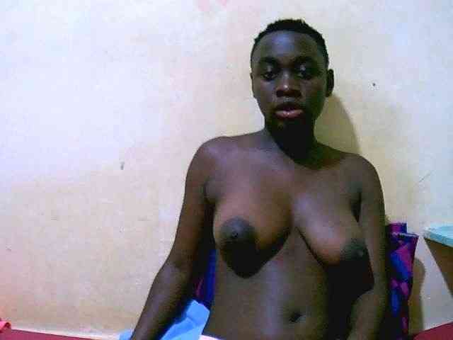 Mariah-Lovely webcam