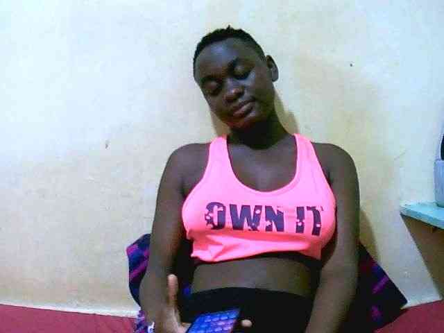 Mariah-Lovely webcam