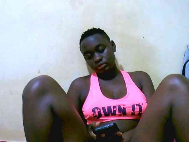 Mariah-Lovely webcam