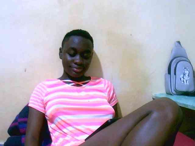 Mariah-Lovely webcam